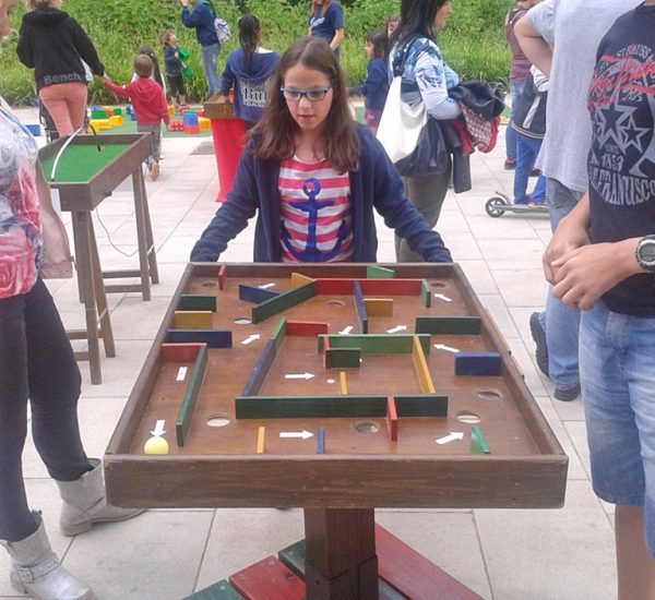 Juegos de madera gigantes y familiares 2016